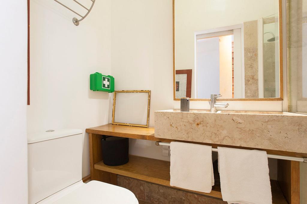 Central, Charming, Quiet, Garden And Parking Lissabon Exterior foto